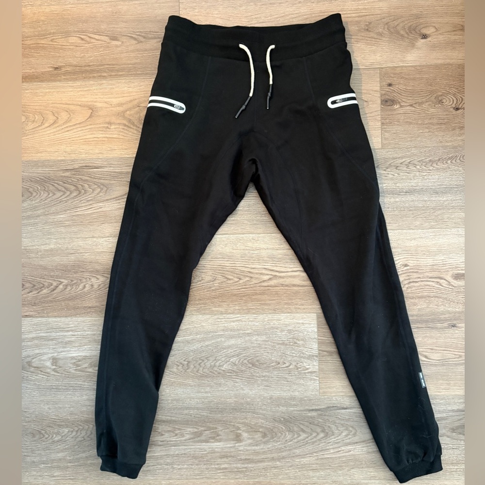 ASRV Black Jogger Pants with White Accents
NEW. SIZE MEDIUM